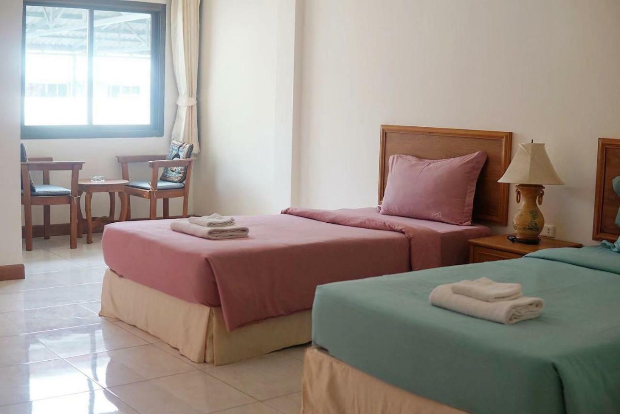 Total-Inn Patong Luaran gambar